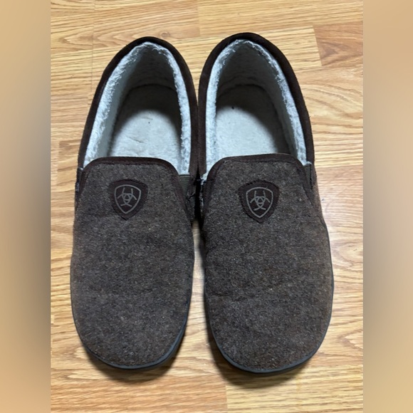 Men’s Ariat slippers size 11 brown - Picture 2 of 4